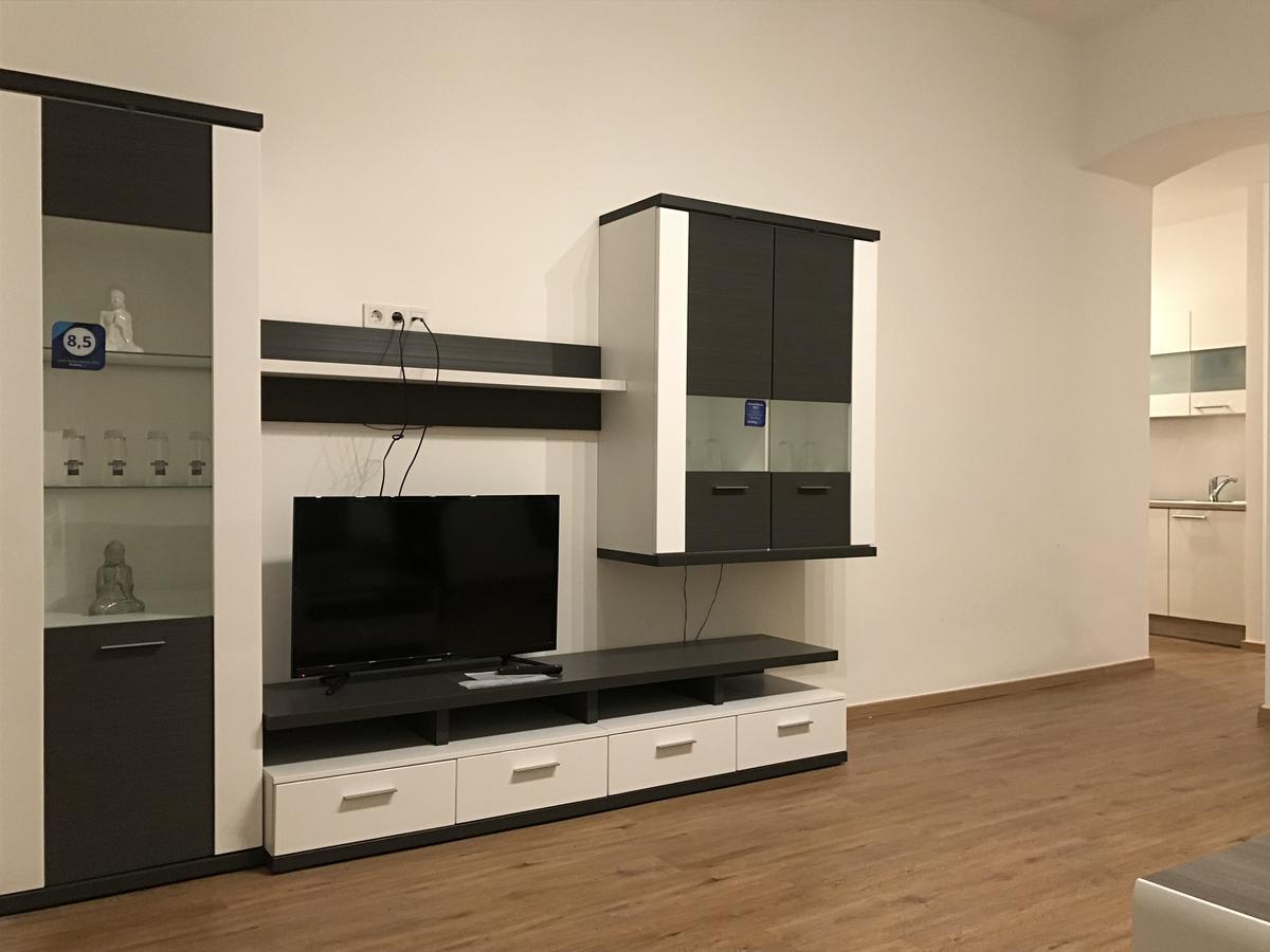 Zm Apartments Виена Екстериор снимка