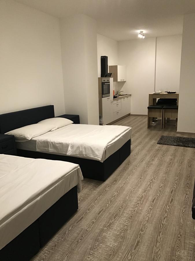 Zm Apartments Виена Екстериор снимка