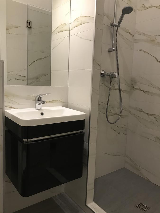 Zm Apartments Виена Екстериор снимка
