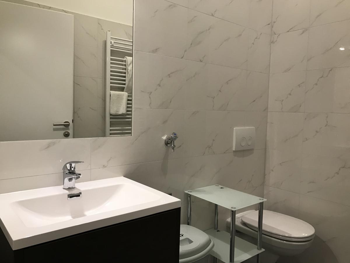 Zm Apartments Виена Екстериор снимка
