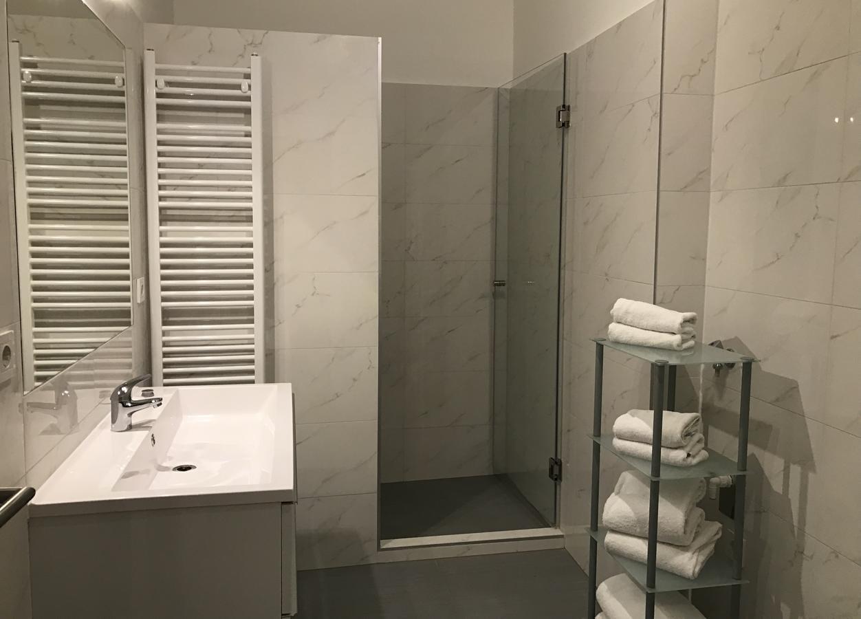 Zm Apartments Виена Екстериор снимка