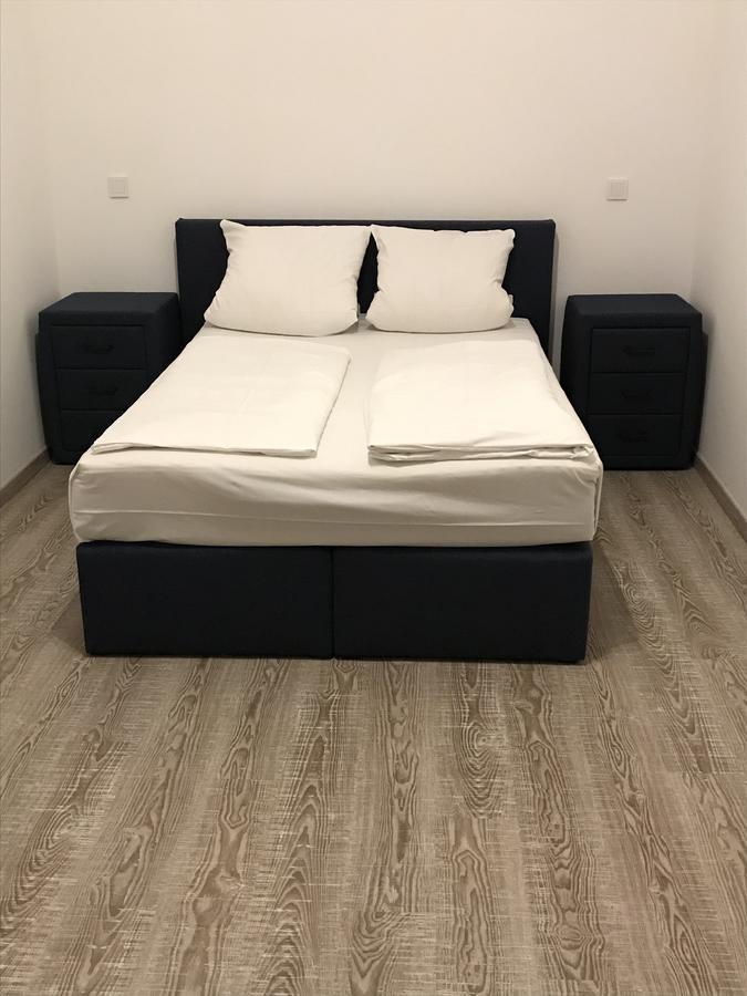 Zm Apartments Виена Екстериор снимка