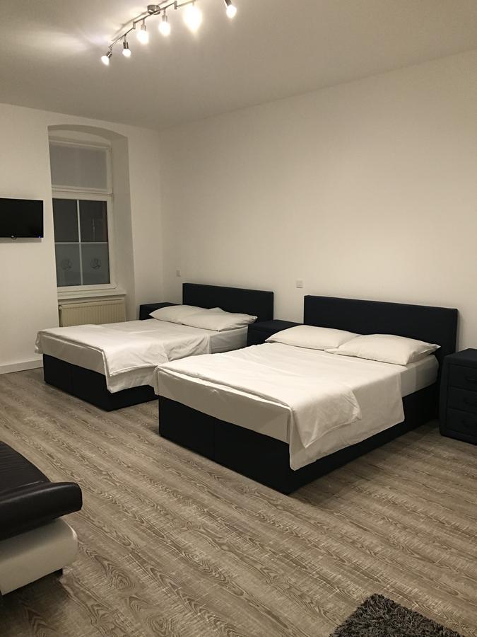 Zm Apartments Виена Екстериор снимка